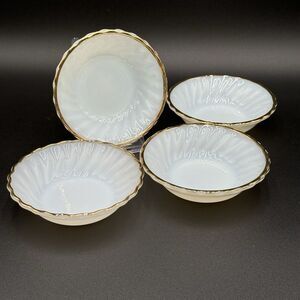 Vtg Fire King Oven Ware Milk Glass White Swirl Gold Rim‎ 4 Dessert 6.25" Bowls